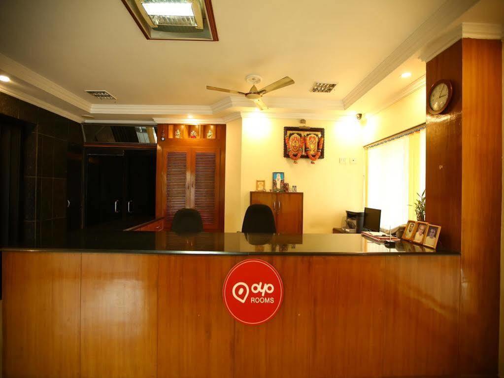 Oyo 968 Hotel Poigai Chennai Bagian luar foto