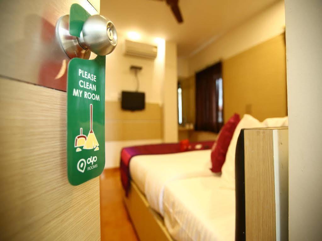 Oyo 968 Hotel Poigai Chennai Bagian luar foto