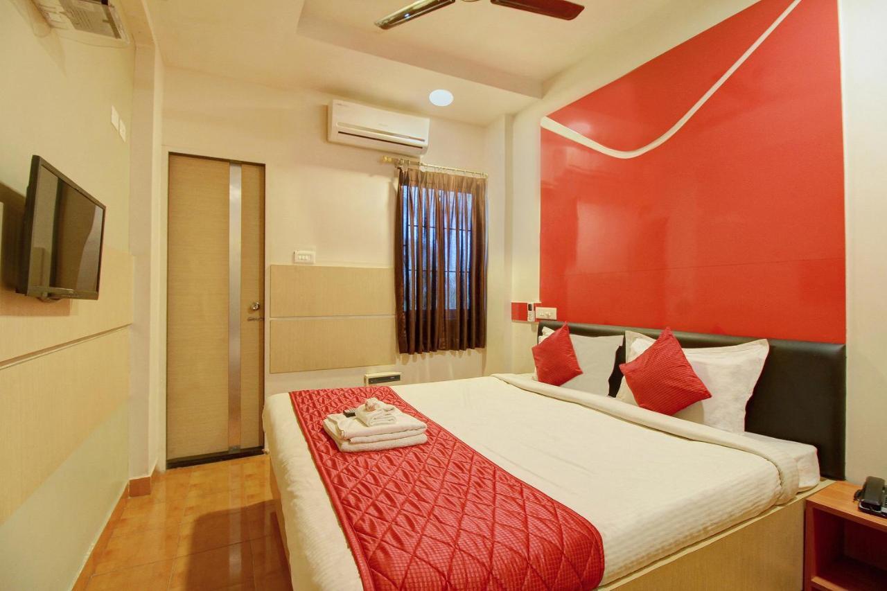 Oyo 968 Hotel Poigai Chennai Bagian luar foto