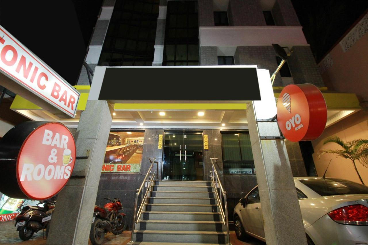 Oyo 968 Hotel Poigai Chennai Bagian luar foto